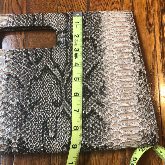 Faux snakeskin clutches! - Picture 7 of 8